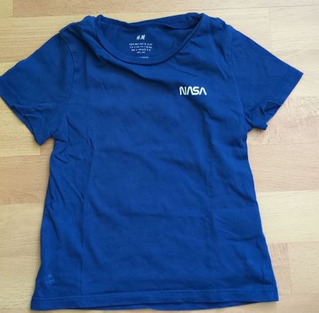 H&M T-Shirt NASA dunkelblau Grösse 98/104 gebraucht