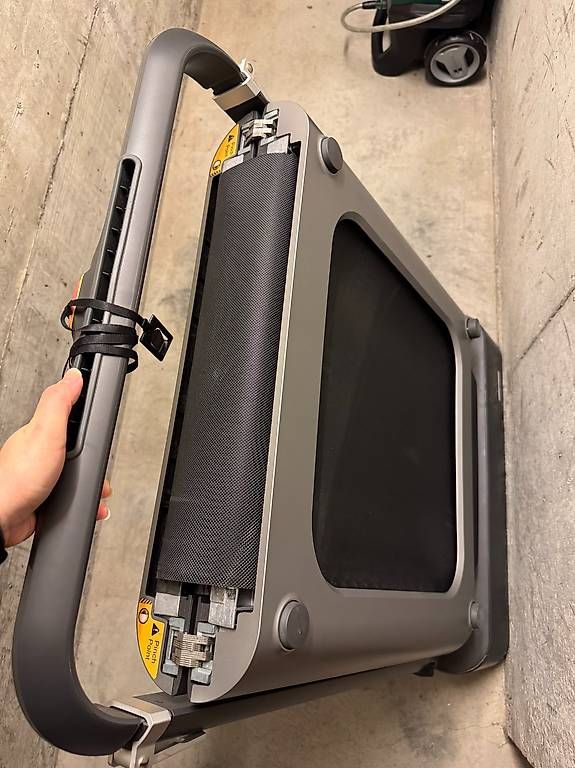 Kingsmith Hometrainer: Kingsmith WalkingPad R1 Pro, klappbar – Usato da Volketswil venduto da Mh11 3