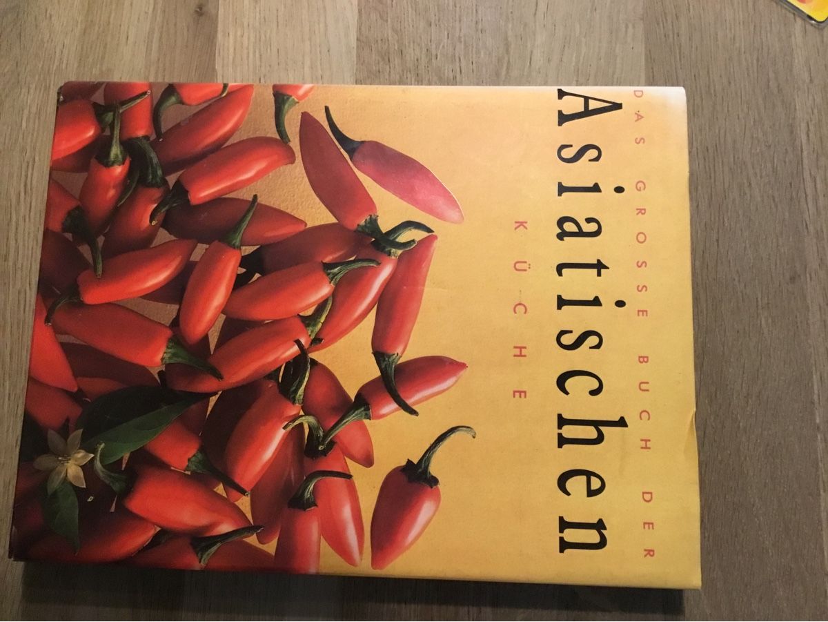 Bücher: Das grosse Buch der Asiatischen Küche – Gebraucht aus Triesen von Trisuna