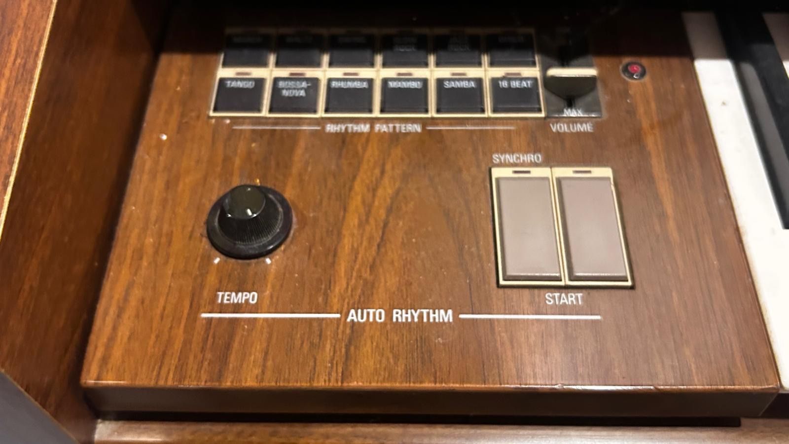 Yamaha Strumenti musicali: Elektronische Combo-Orgel Yamaha Electone – Usato da Solothurn venduto da mat_56yl 2