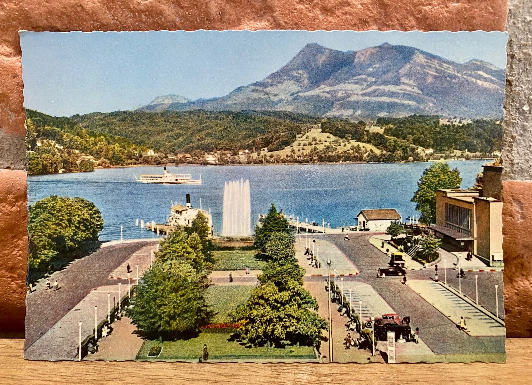 Cartoline postali: Luzern Bahnhofplatz & Wagenbachbrunnen – Usato da Root venduto da ENGLAND-TREASURES