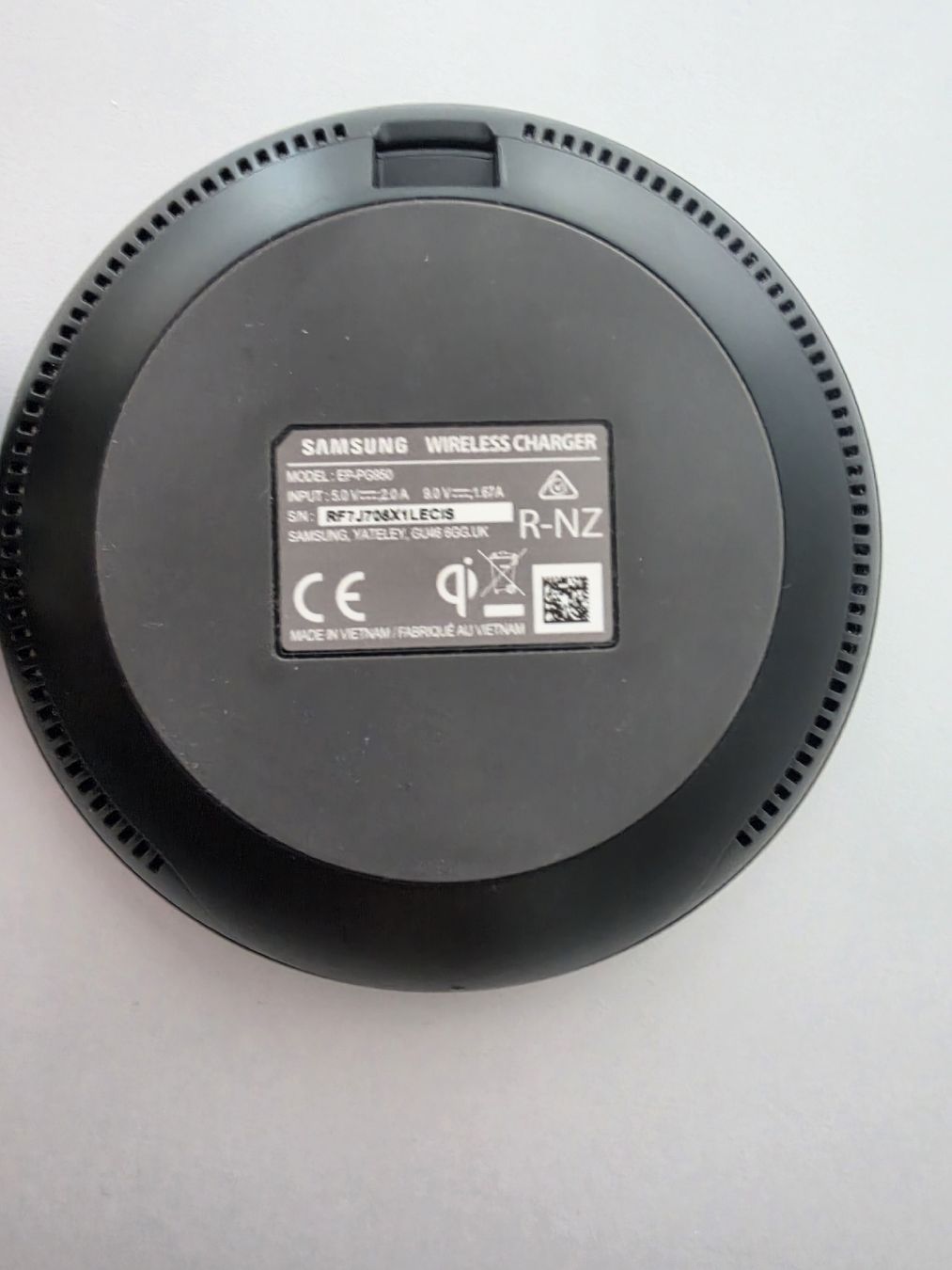 Samsung Ladegeräte: Samsung Wireless Charger Convertible EP-PG950  – Gebraucht aus Rüfenacht BE von Sidney1981 2