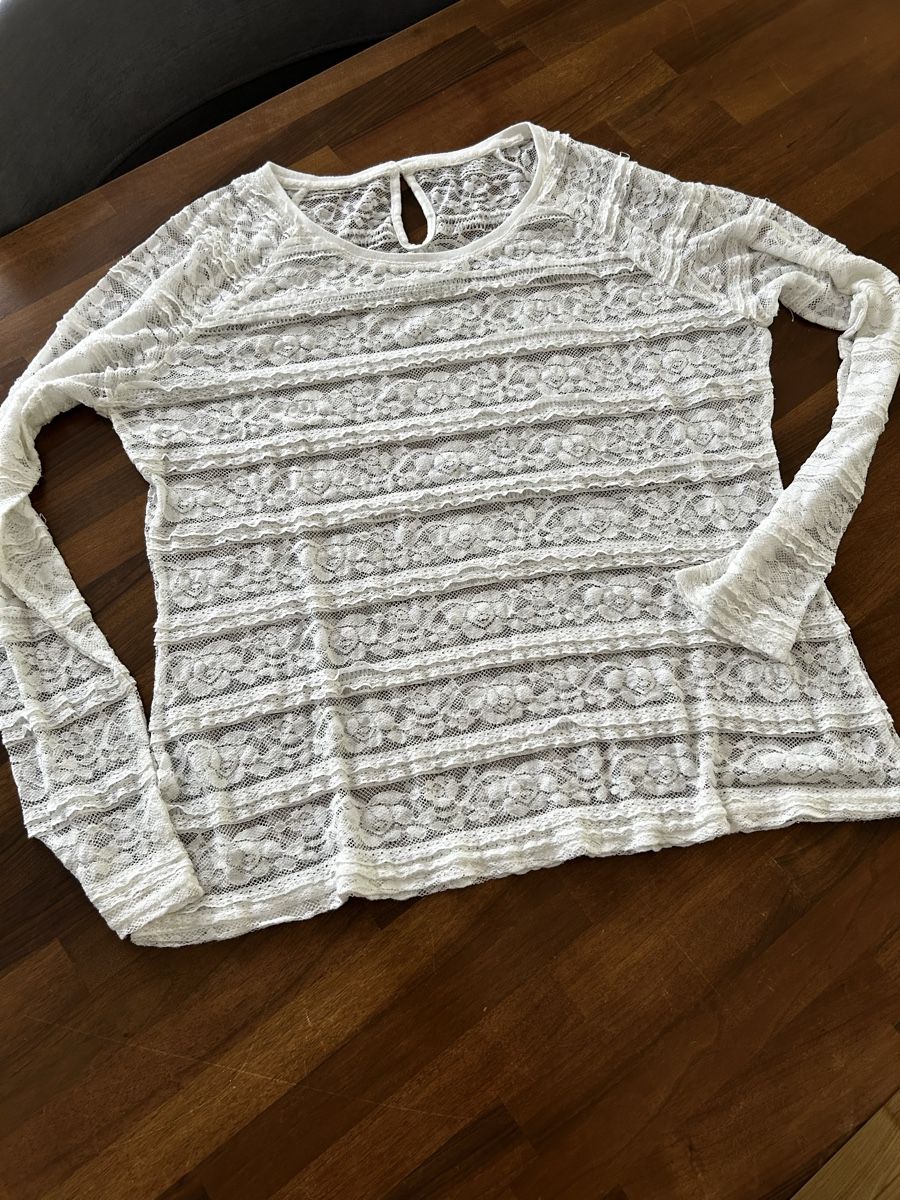 T-shirts: Edles Spitzen Shirt Gr. L  – D'occasion à Balsthal par LaLiLu77