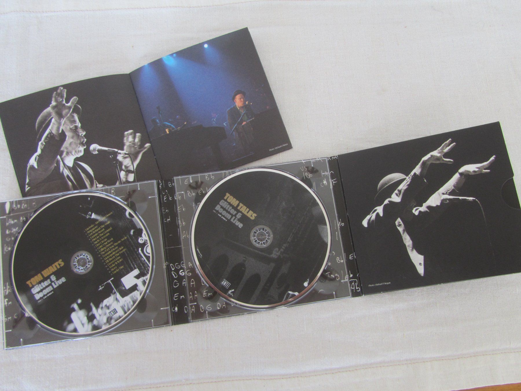 CD: TOM WAITS:  Glitter & Doom Live – Usato da Seengen venduto da mikelele 1
