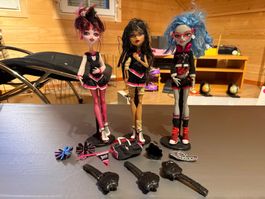 Monster High Fearleading Draculaura + Cleo + Ghoulia