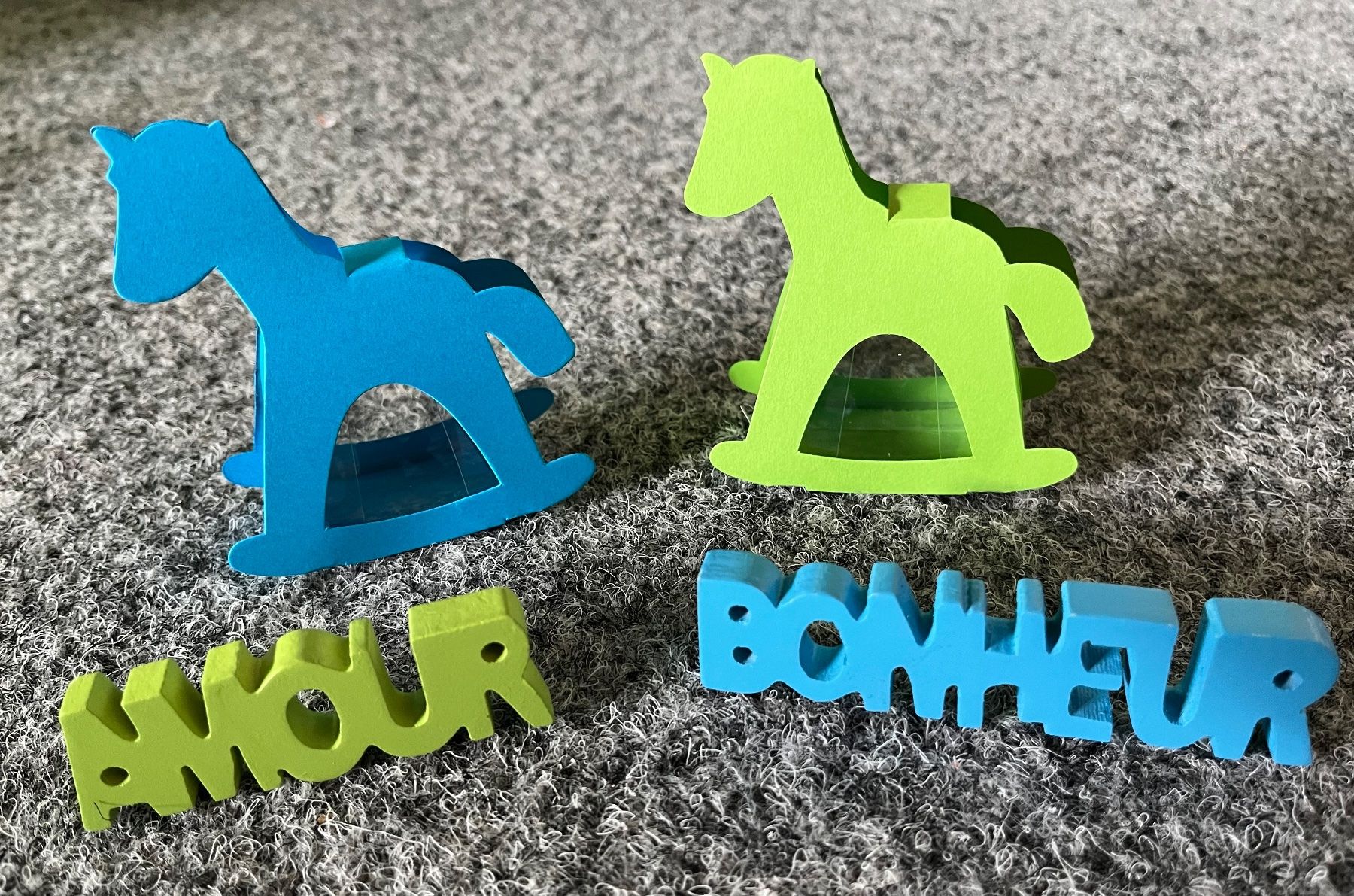 Tutte le decorazioni: Décoration de table baptême (20pces) – Nuovo e nell'imballaggio originale da Dombresson venduto da joe_7p65