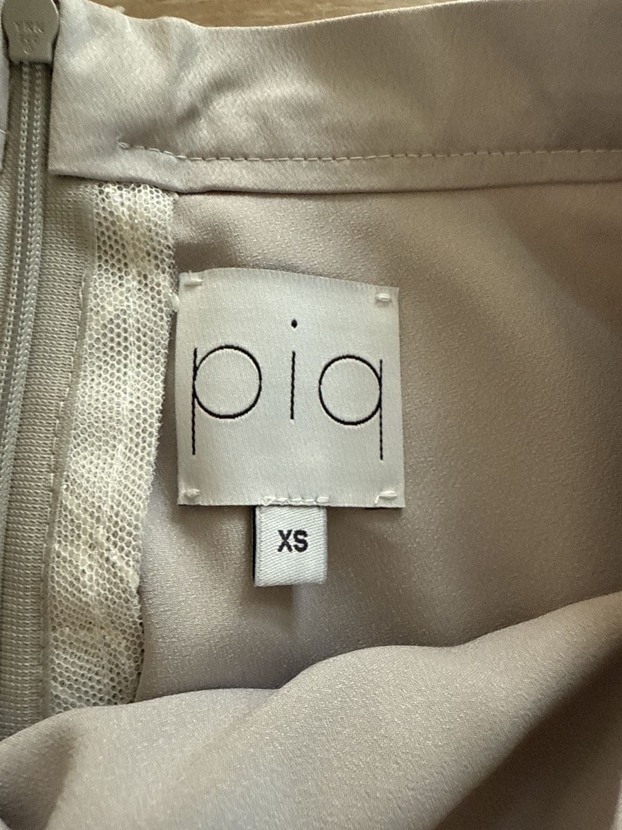 Piqyourdress Gonne: Piq your dress Rock – Usato da Gibswil venduto da spongii 2