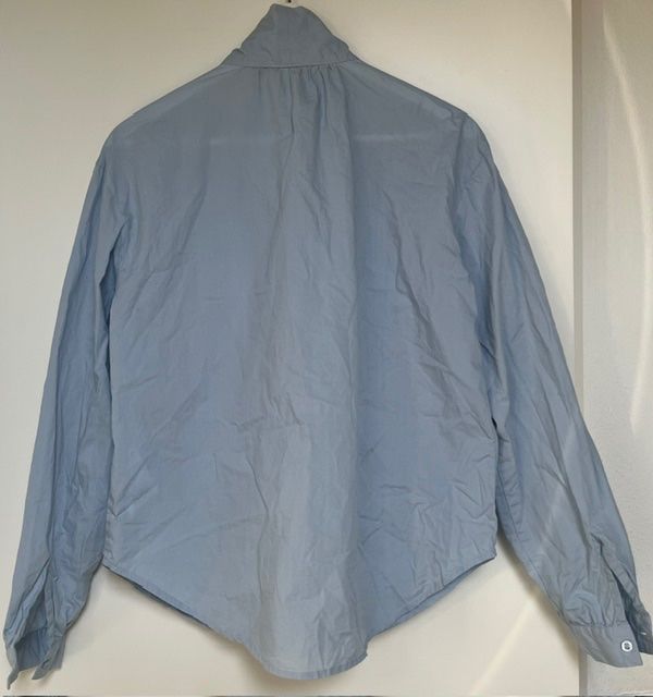 Mexx Camicette: Elegante Hemd-Bluse hellblau von Mexx – Usato da Steinmaur venduto da Dyleila 1
