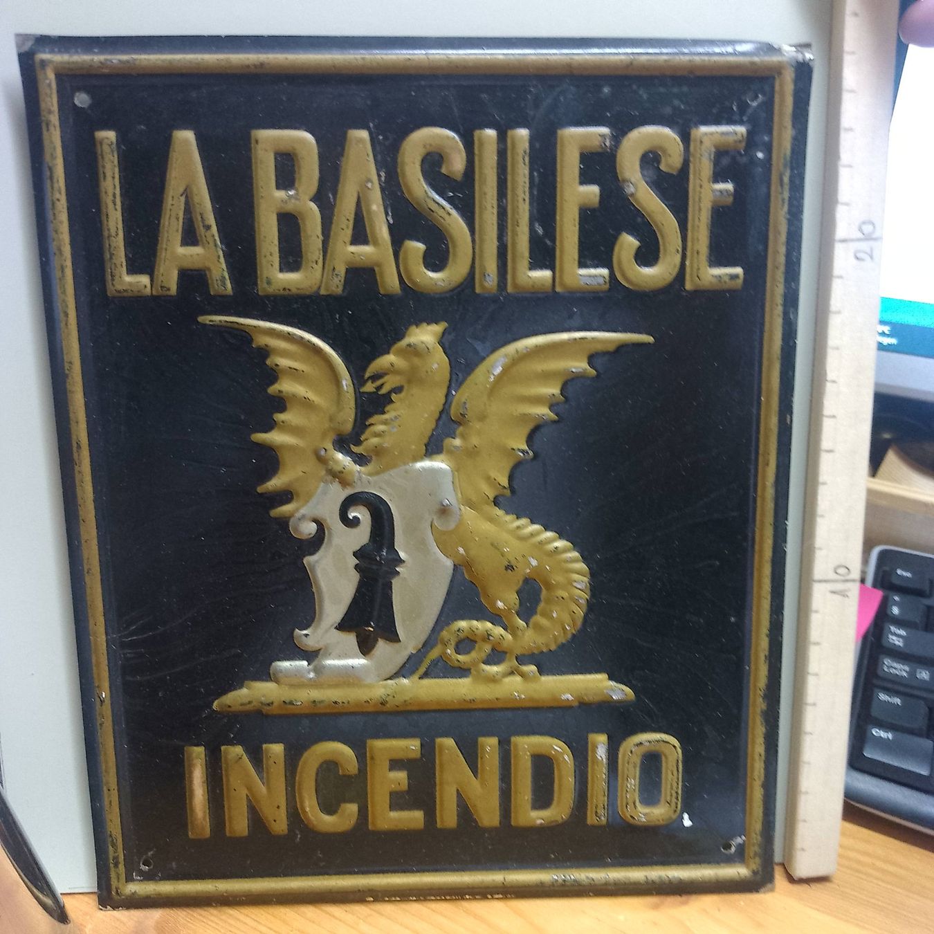 Insegne: Versicherung "LA BASILESE - INCENDIO" – Usato da Sorengo venduto da 74in