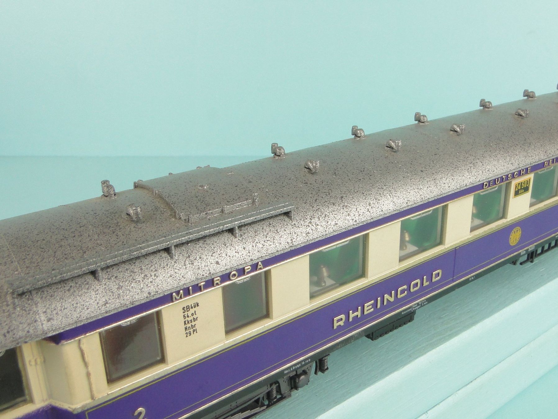 Liliput Modelleisenbahnen: Liliput/Fleischmann 825 00 Rheingold 2 Kl. – Gebraucht aus Bülach von cann11 6