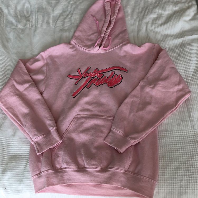 Pinker hoodie on sale