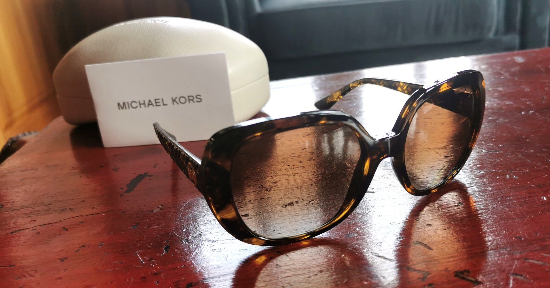 Michael Kors Occhiali & Lenti: Sonnenbrille Michael Kors  wie neu – Usato da Au SG venduto da farbdesign 3
