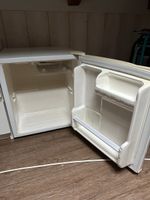 Mini Kühlschrank weiss LG Kleingerät gebrauchter Zustand