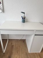 Schreibtisch IKEA MICKE