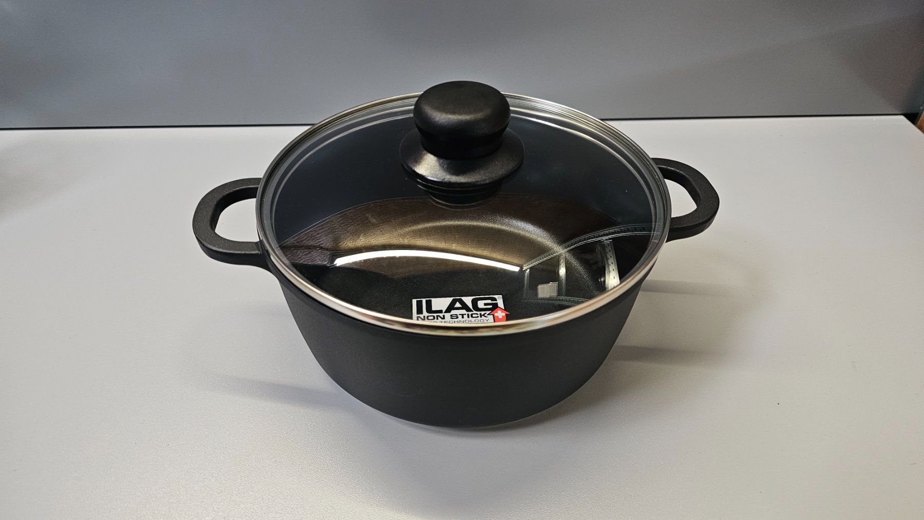 Elo Casseroles: ELO Topf, Schwarz, Induktion, Ø20cm ab Fr. 1.- – Neuf (Voir description) à Koppigen par Bracher_Mail-House 1