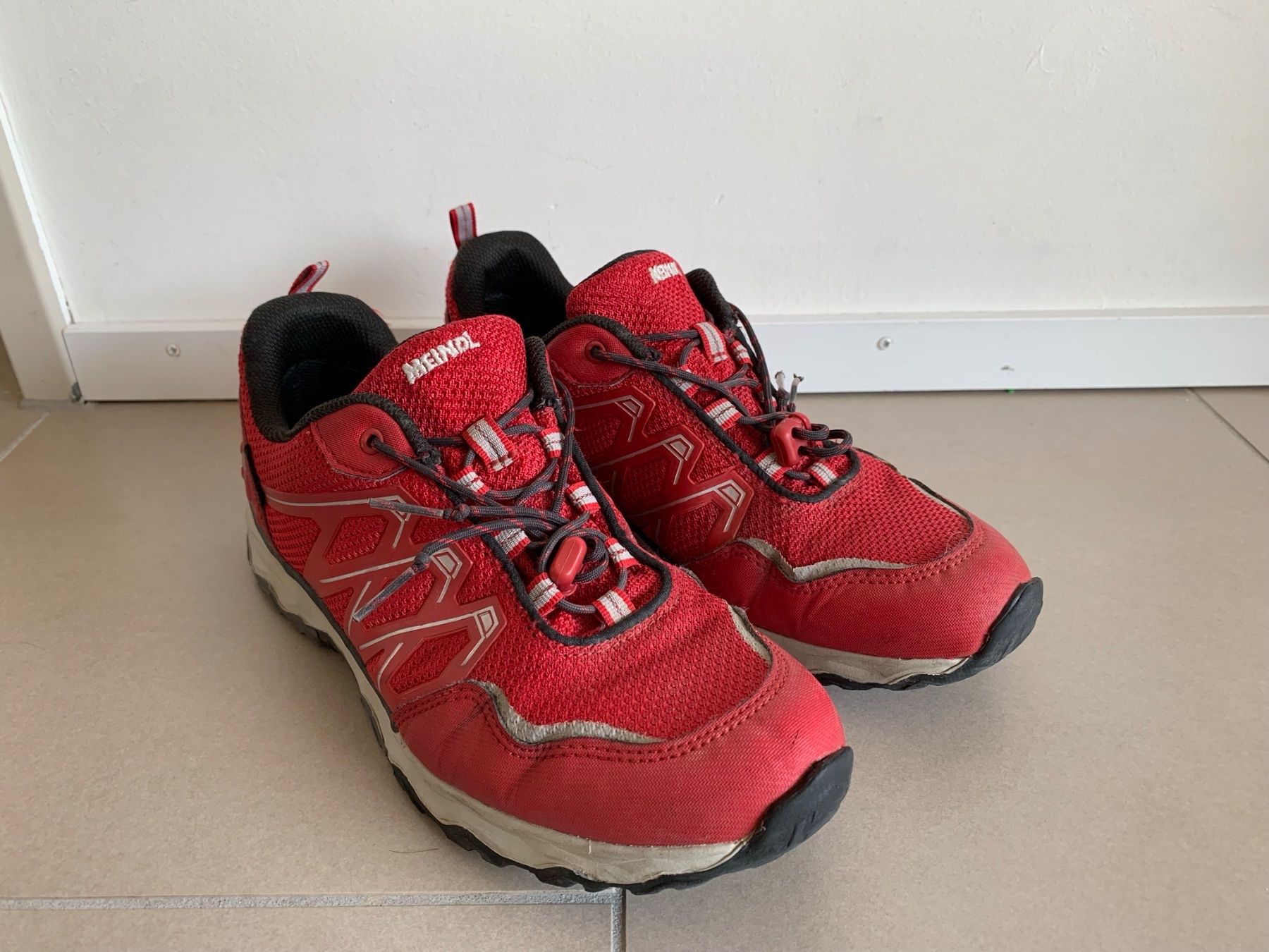 Meindl Scarpe da uomo: Meindl Trekkingschuhe Junior Gr. 39 – Usato da Zürich venduto da misterpillar 3