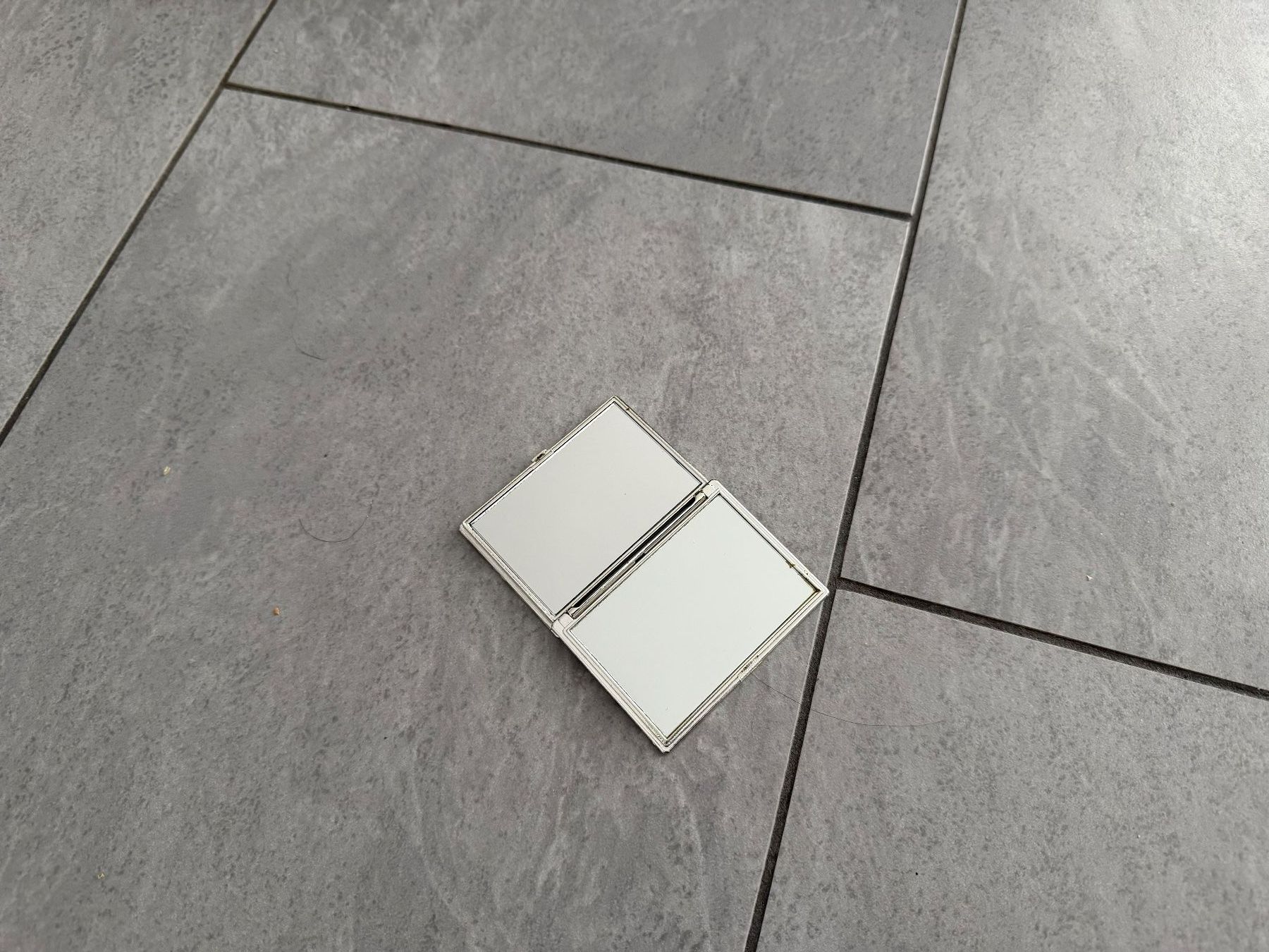 Miroirs: Klappspiegel - rechteckig – Neuf avec emballage d'origine à Bülach par Loredana13 1