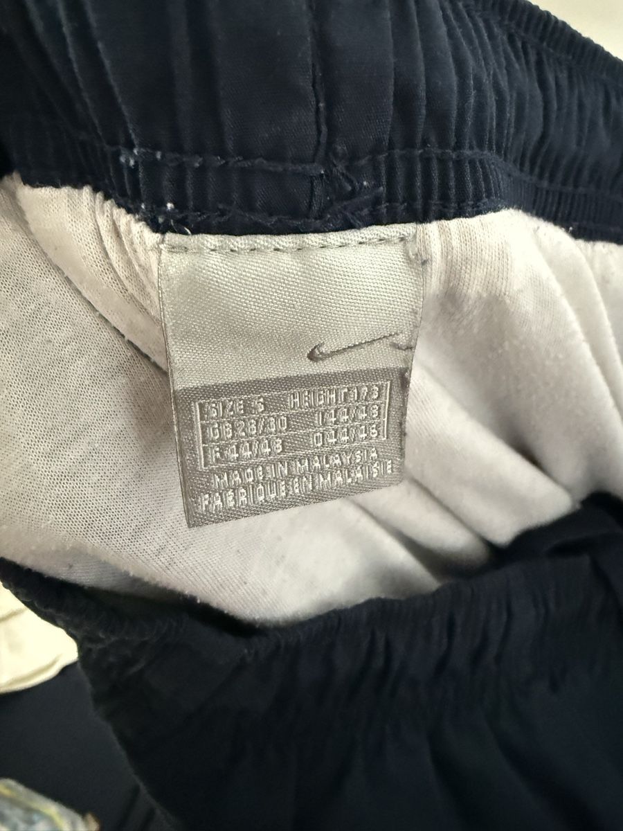 Nike Pantaloni: Nike Vintage Trainer Hose – Usato da Opfikon venduto da Luis144 2