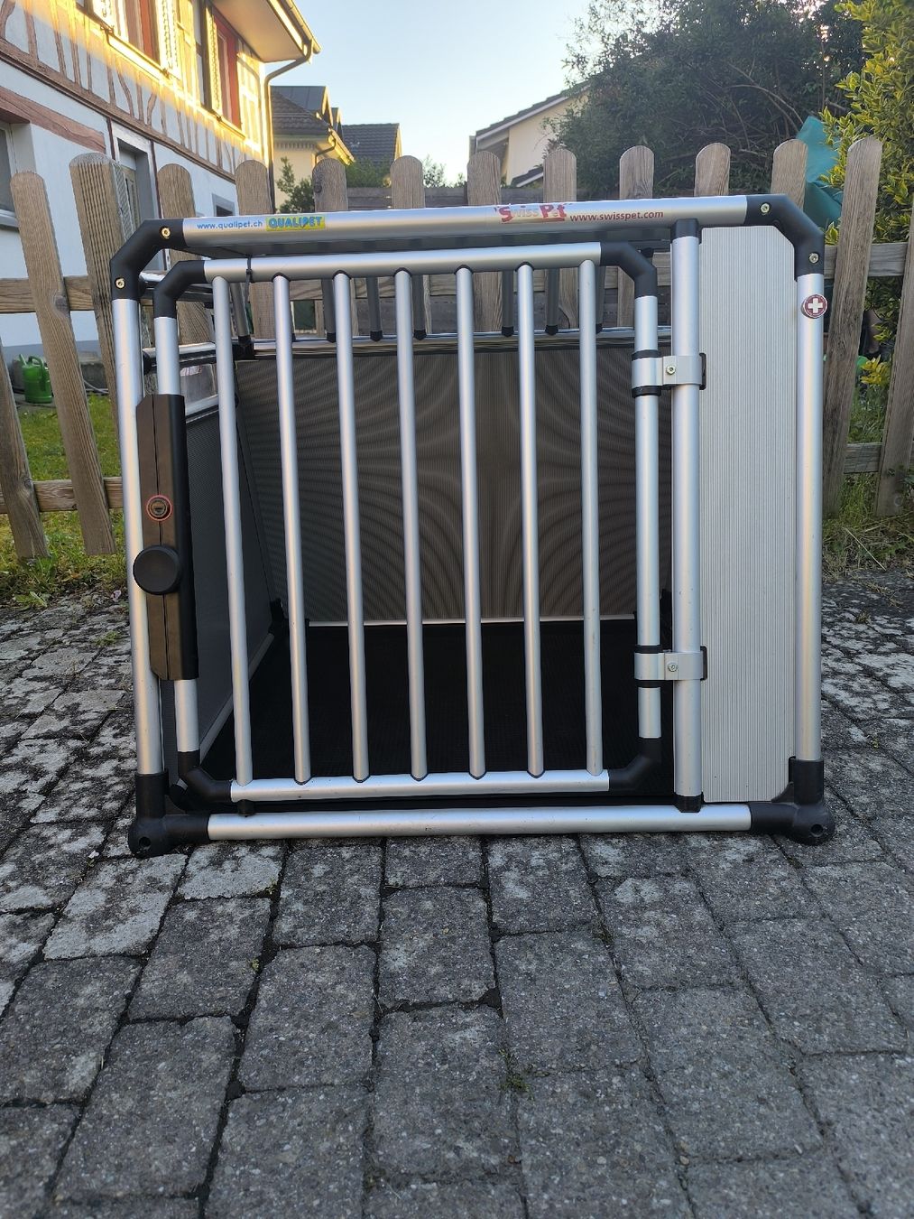 4pets Gabbie, trasporto & Sicurezza: Hundebox 4Pets Condor S – Usato da Thundorf venduto da Riuli