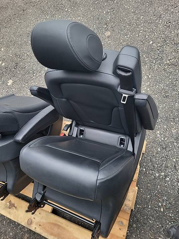 Mercedes-Benz Accessori per altri veicoli: Autositze V Klasse Mercedes Leder – Usato da Erlinsbach venduto da franz1818 1
