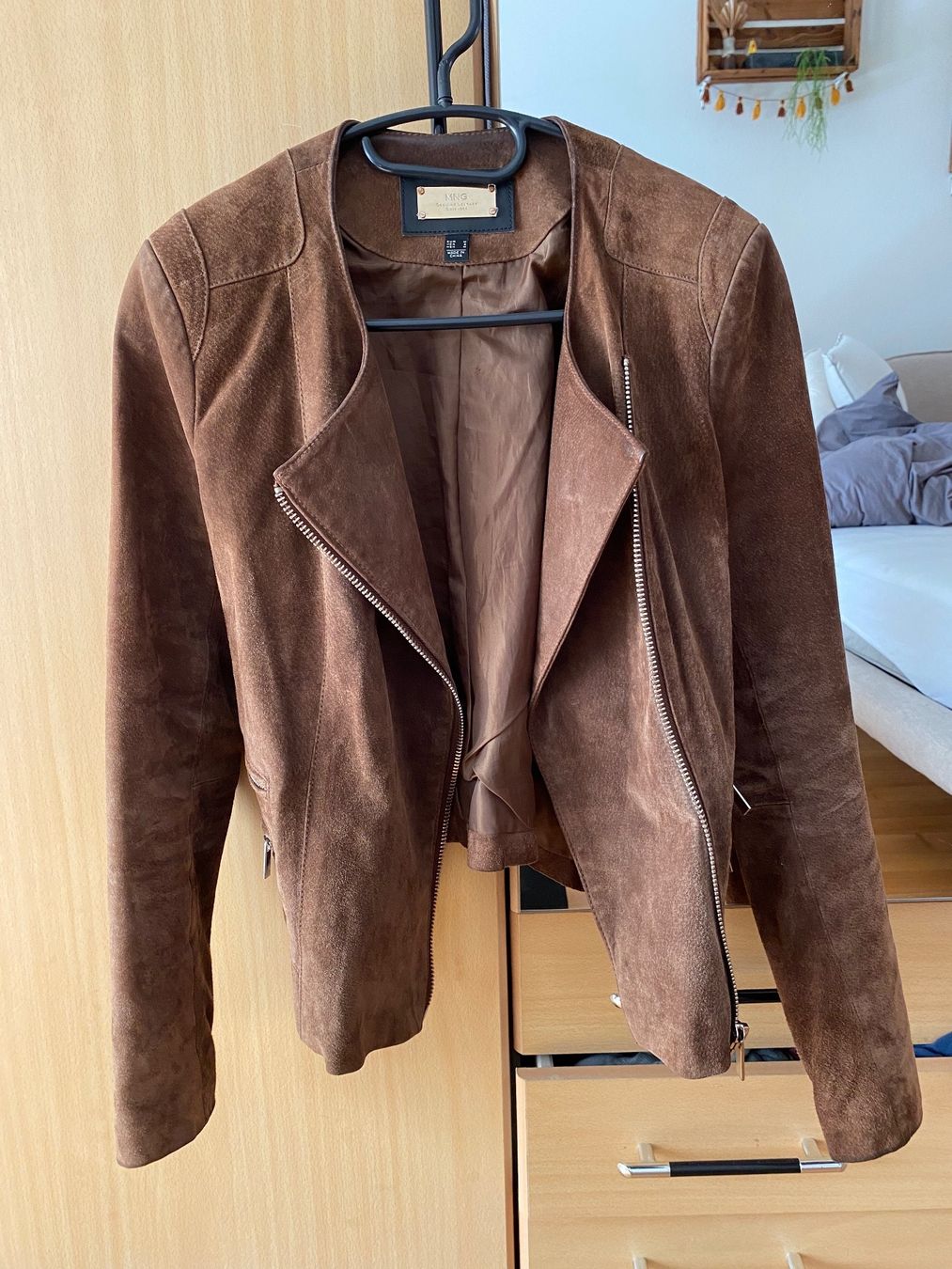 Giacche: Lederjacke Damen von MNG – Usato da Bern venduto da LeaNussbaumer 3