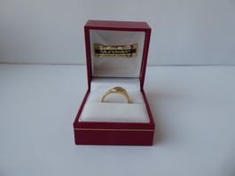 Schöner Gelbgold Ring 18 Karat, ca.17,0mm, mit Diamant