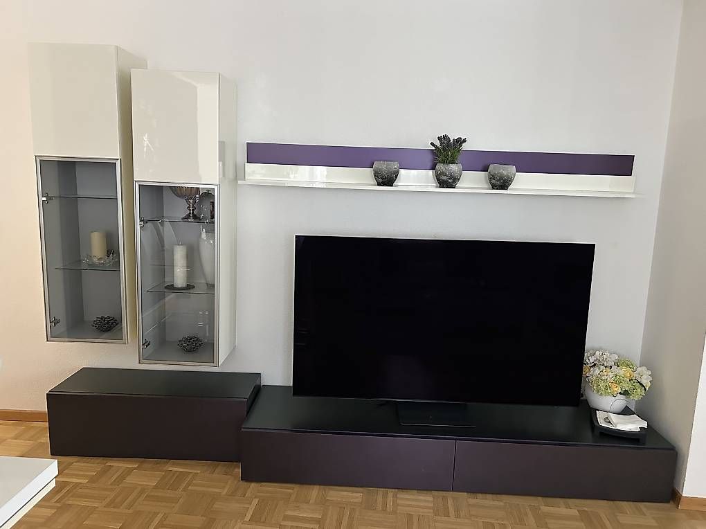 Mobili TV: TV Möbelset ohne Fehrnseher – Usato da Grenchen venduto da Loreta03