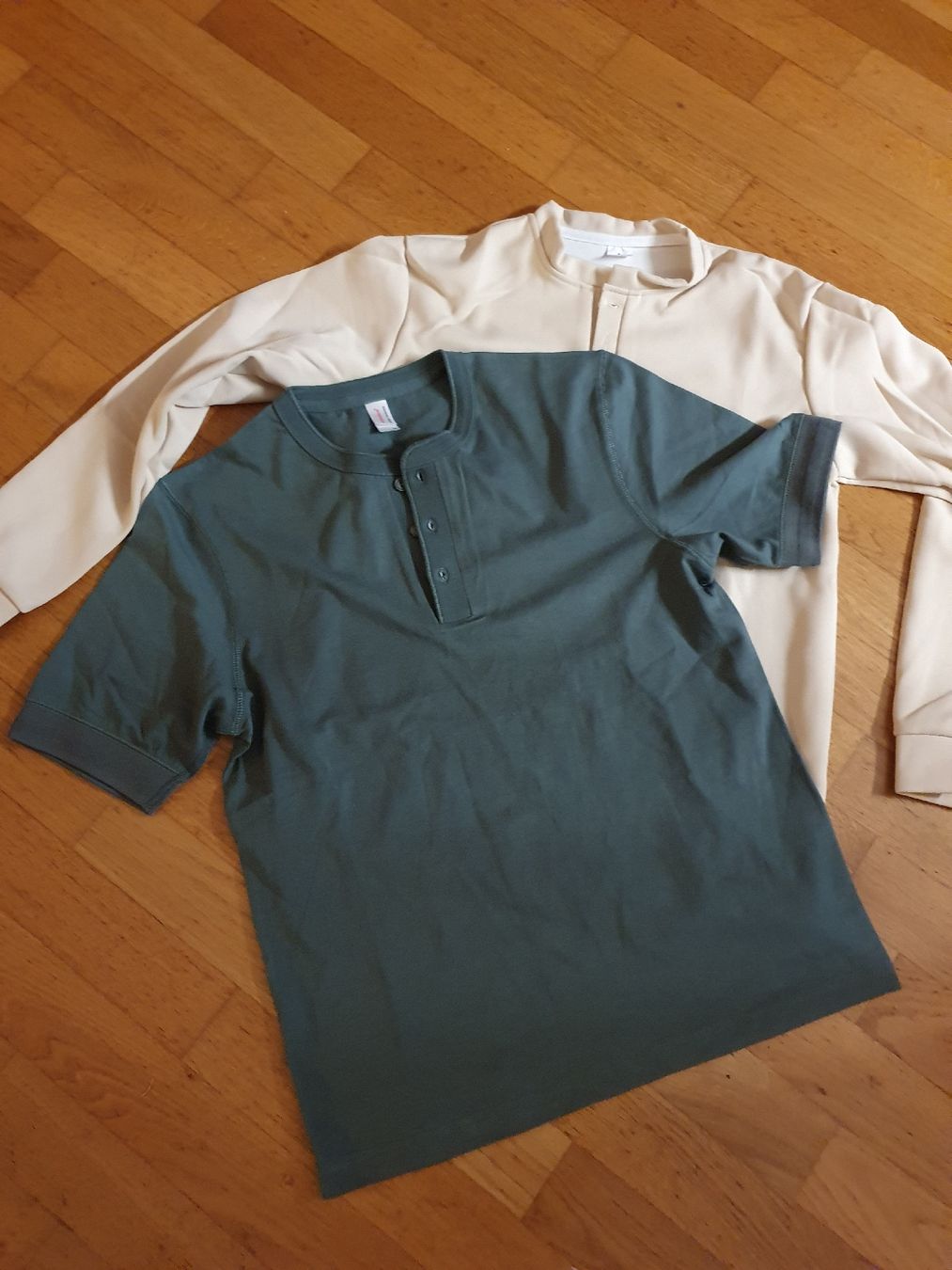 Costumi: Vintage Fasnachts Kleider – Nuovo (secondo la descrizione) da Kriens venduto da delee 4