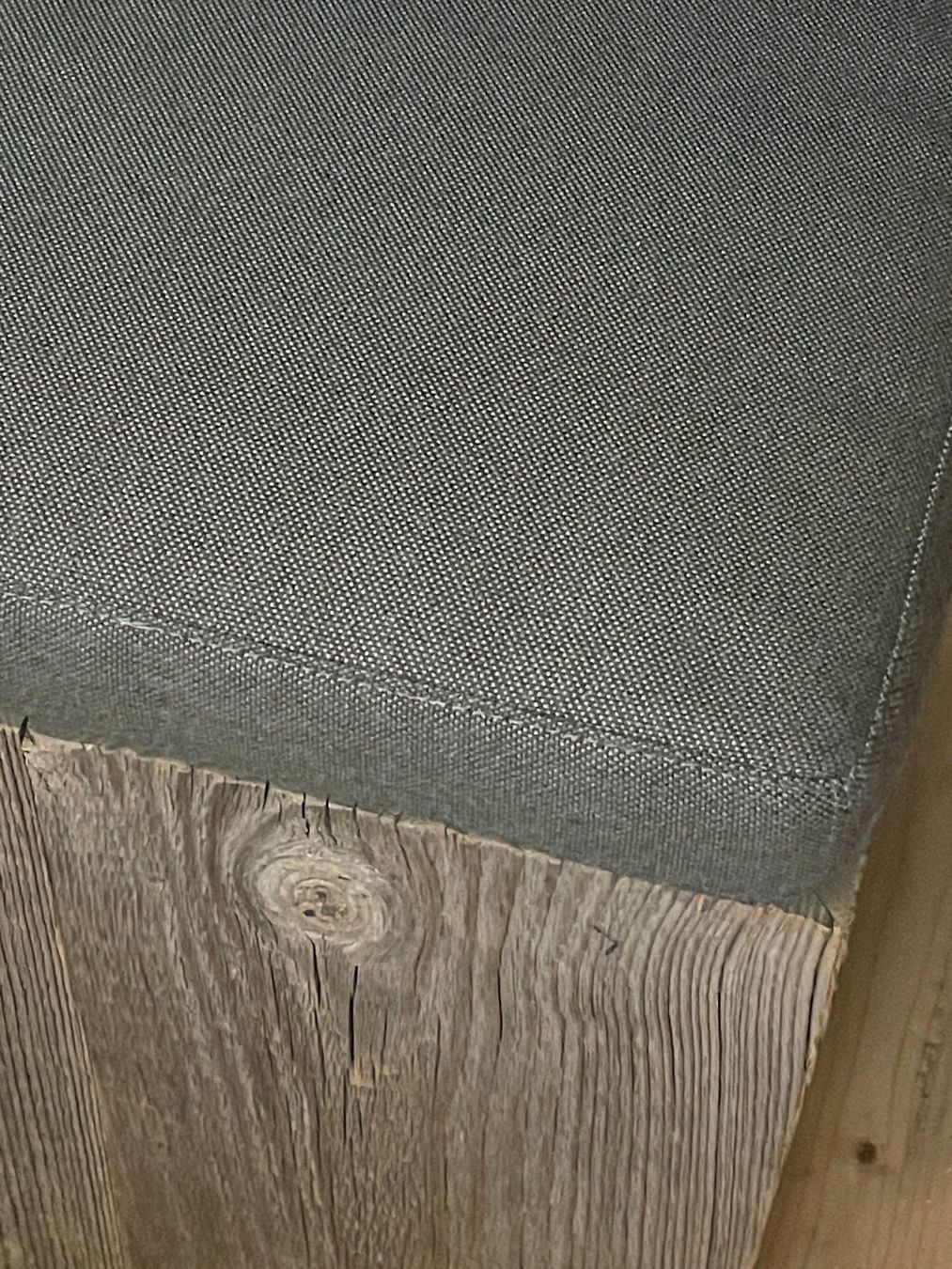 Sgabelli: Hocker eckig 40x40 cm / Holz mit Sitzkissen – Nuovo (secondo la descrizione) da Chur venduto da elifornico 1