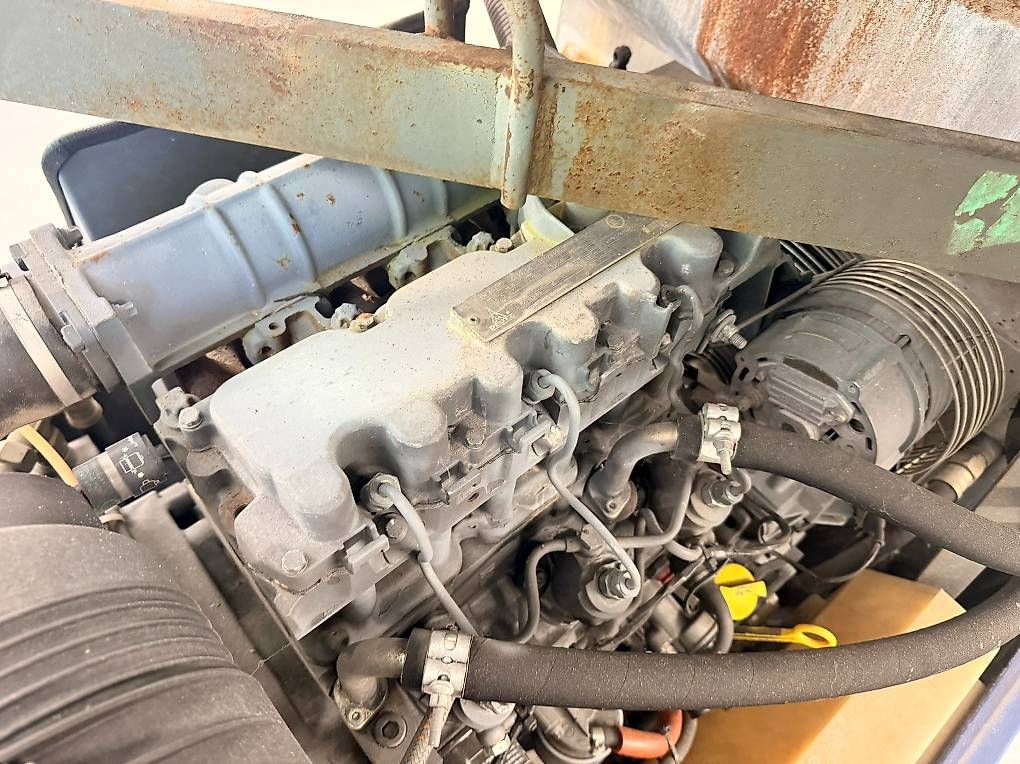 Compressori: CompAir DLT 0406 Kompressor Baukompressor Deutz 3-Zylinder – Usato da Baar venduto da Fahrzeug-Technik-neu 8