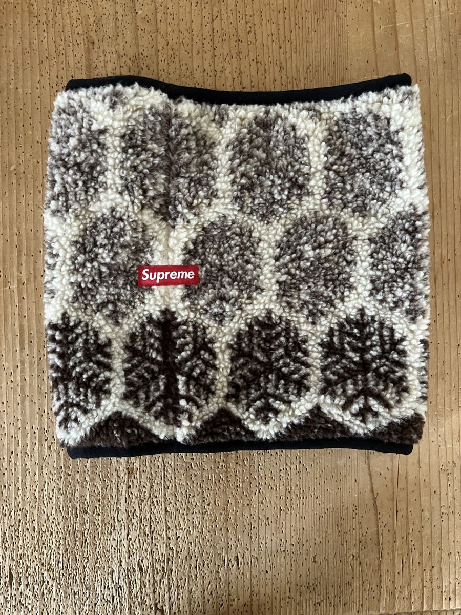 Foulard & Sciarpe: Supreme - Schal – Usato da Unterseen venduto da BiancaNBozo