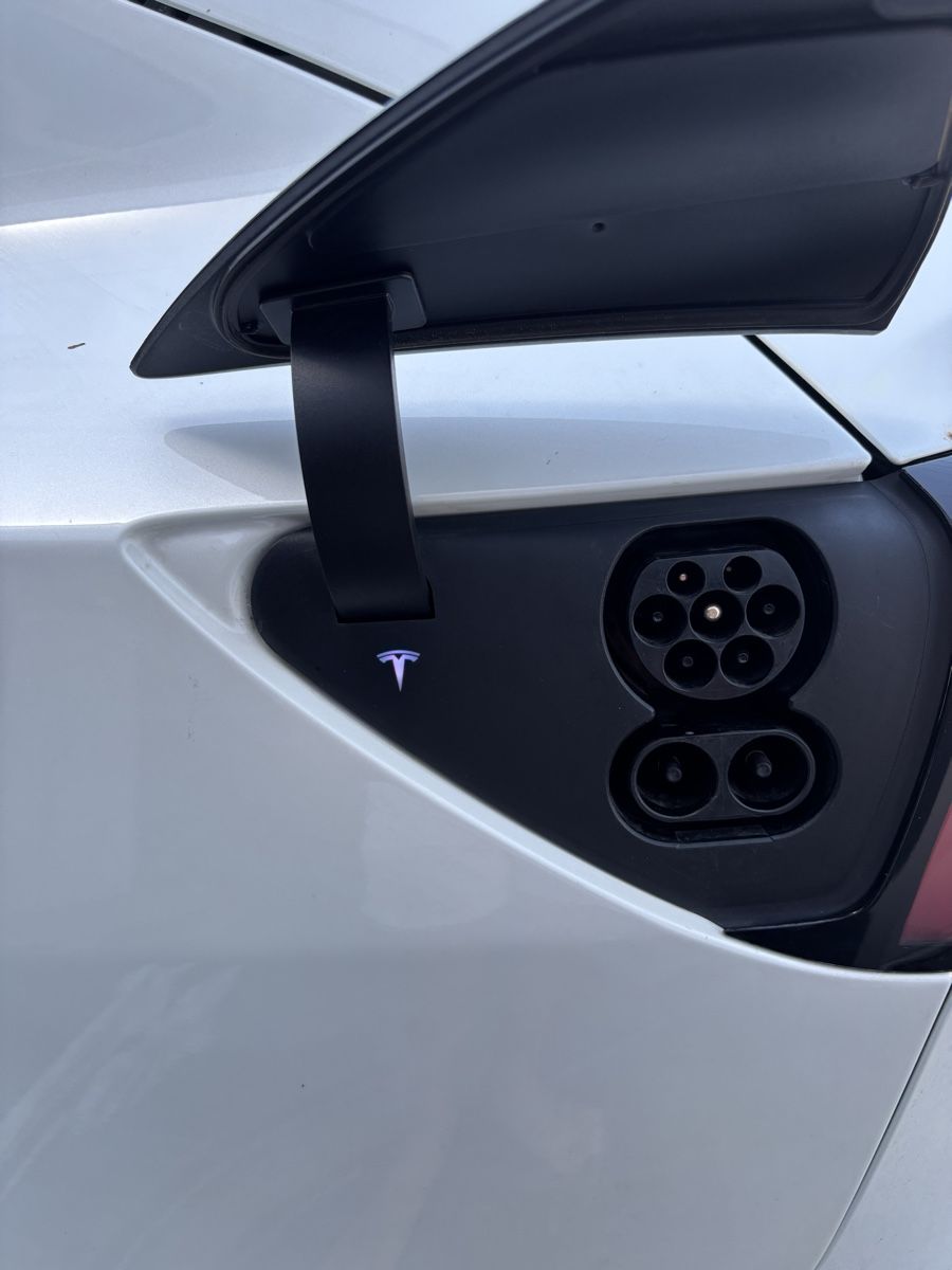 Tesla Autos: Tesla Model 3 Long Range AWD – Gebraucht aus murten von kam_9wqw 6