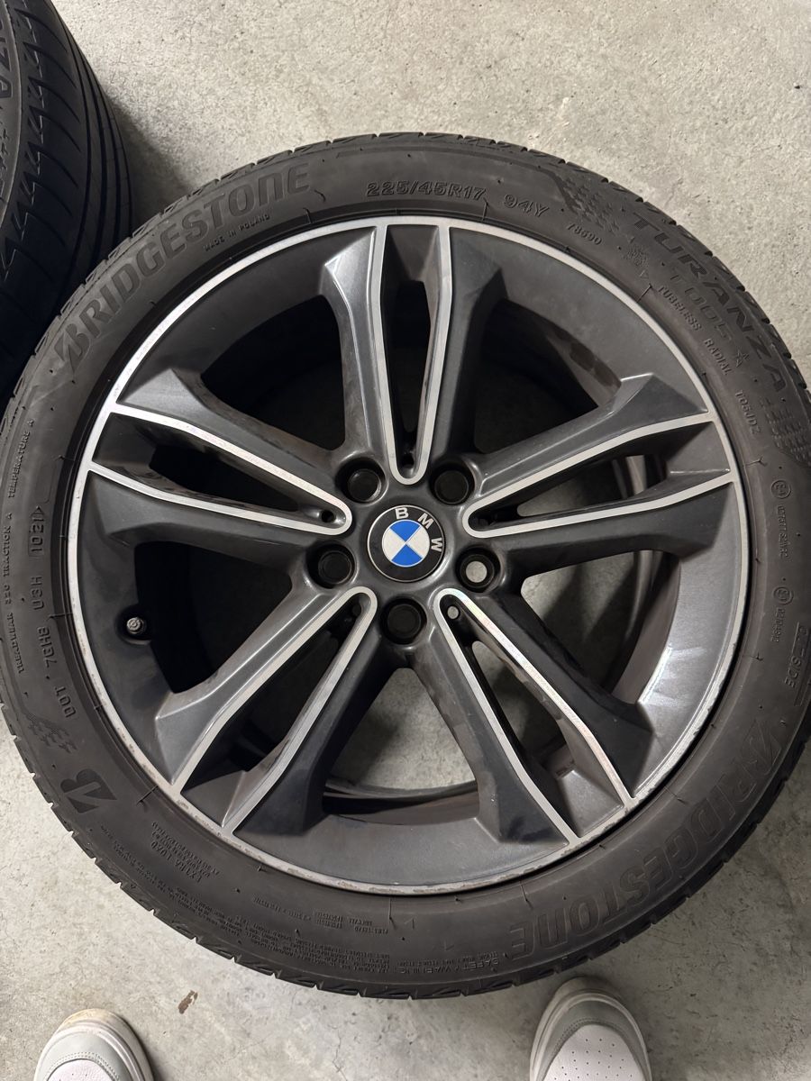 BMW Cerchioni: Verkaufe Kompletträder BMW Orginal (BMW 118i) – Usato da Wetzikon ZH venduto da nth_7w7q 3
