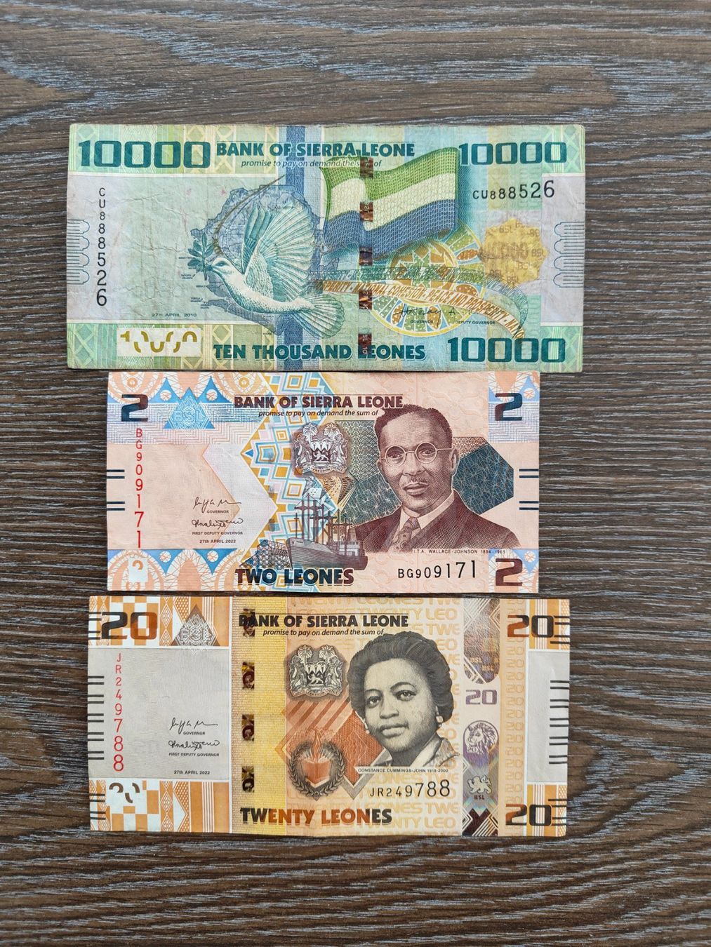 Banconote: LOT Sierra Leone 3 Stück !!!!!! – Usato da Flaach venduto da Lonzo99