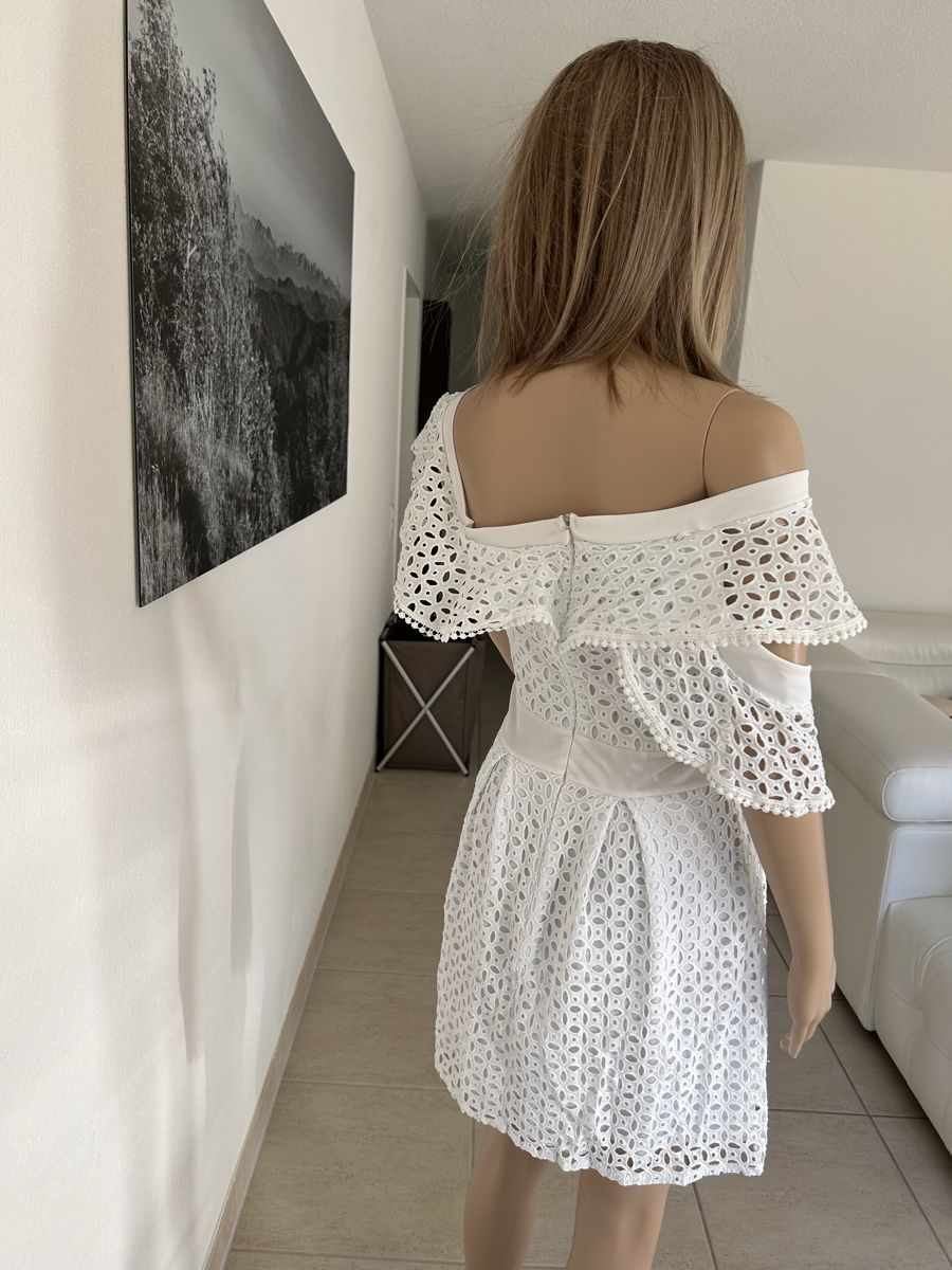 Kleider: Chic White Lace Summer Dress, Size S – Gebraucht aus Saland von ele_vc96 2