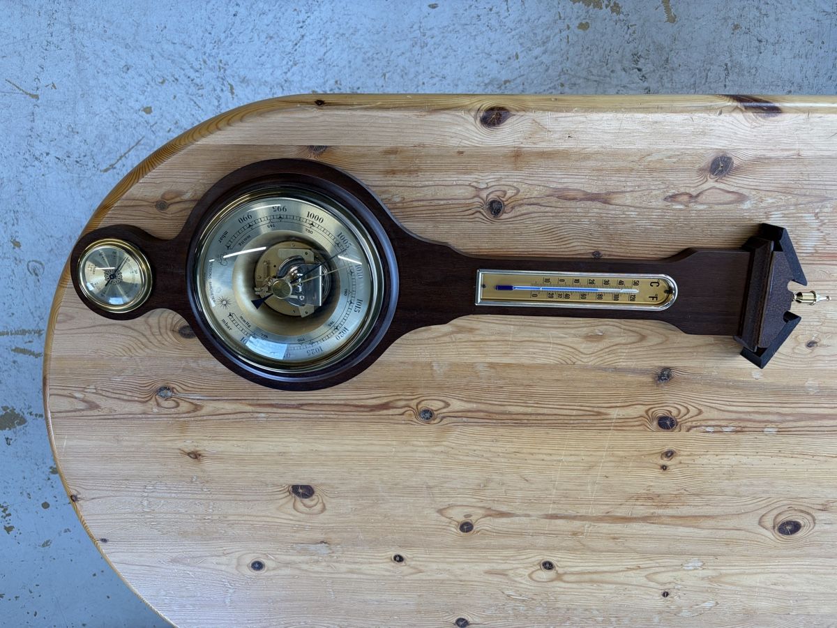 Altri elettrodomestici e apparecchi d’epoca: Barometer Thermometer Holzgehaeuse guter Zustand – Usato da Disentis/Mustér venduto da sch_9gp8 1