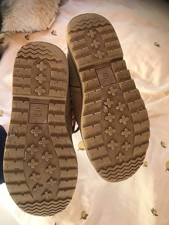 Scarpe per ragazzi: Winterschuhe 30 – Usato da Happerswil venduto da angela_schlatt 2