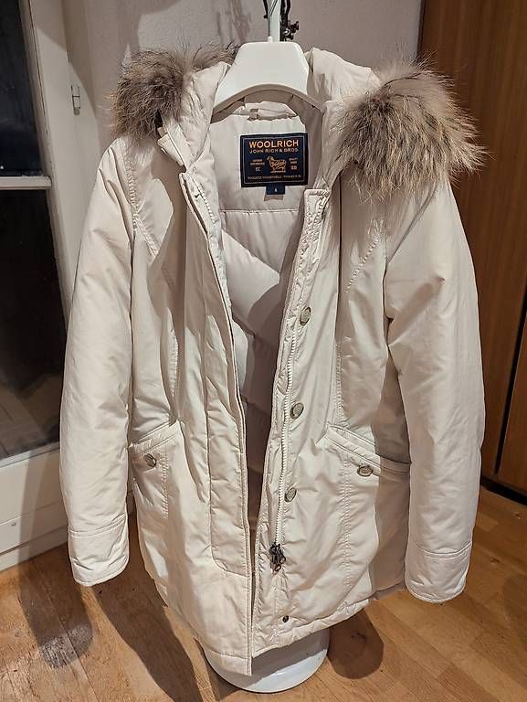 Cappotti: Woolrich Parka Weiss Neuwertig S – Usato da Zürich venduto da lin_6dtc 4