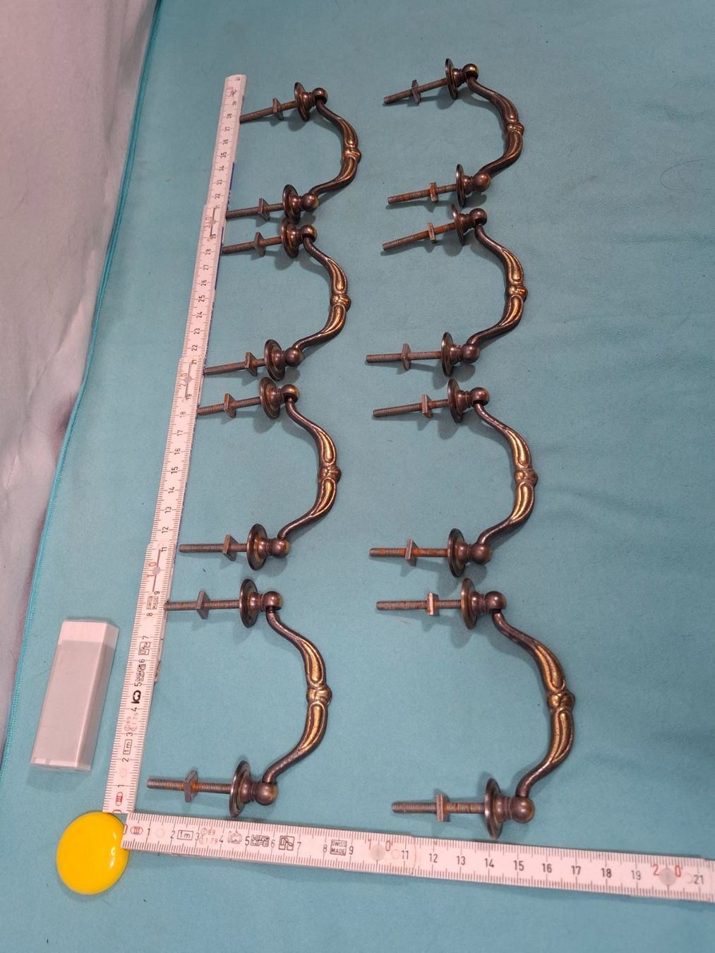 Ferramenta: 8 Möbel Fall Griffe mit Rosetten, Antik Style (4079#MBS3) – Nuovo (secondo la descrizione) da Baar venduto da rocca268 4