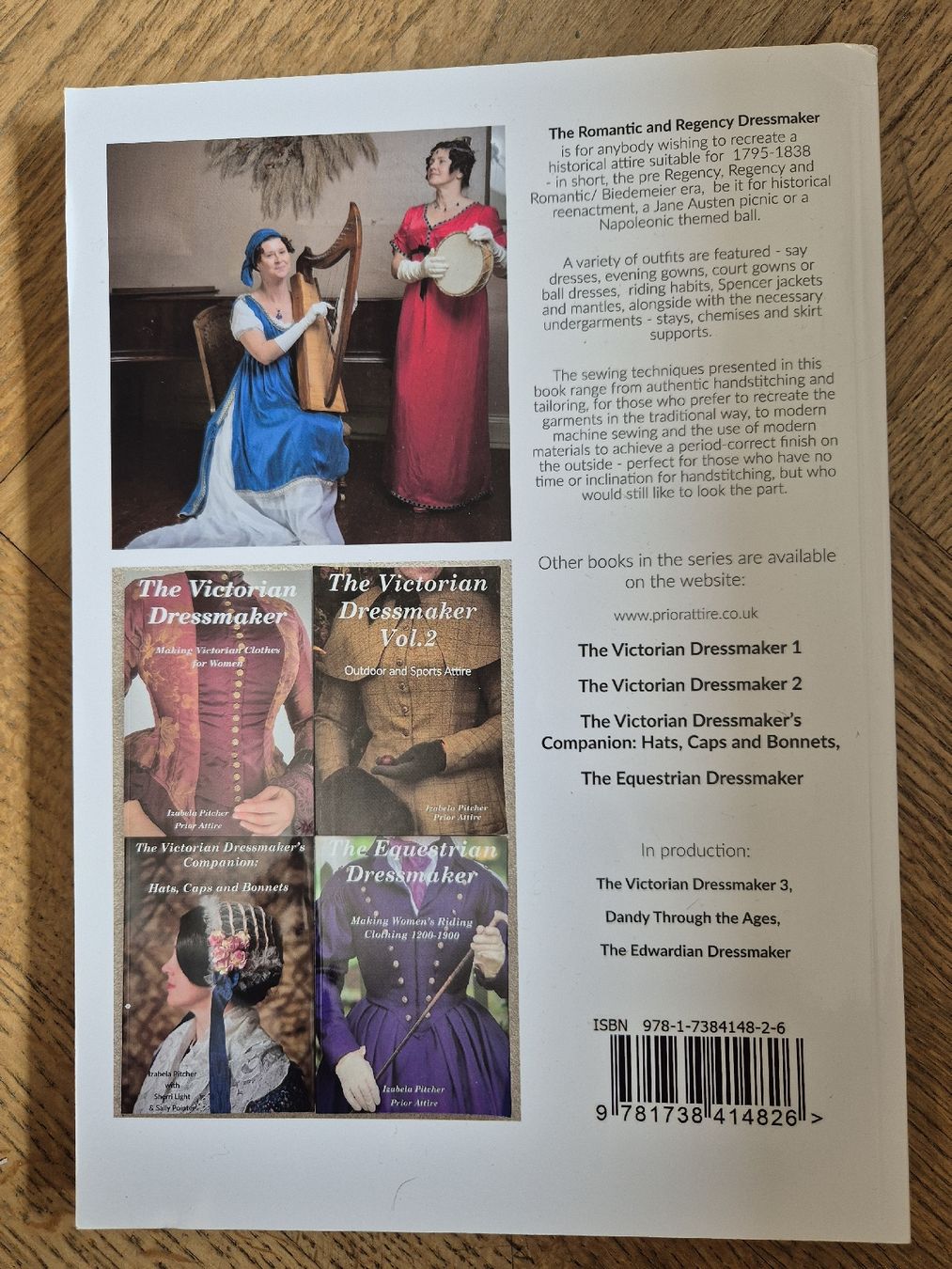 Robes: Buch The Regency and Romantic Dressmaker – D'occasion à Bern par Lillilatigresse 1