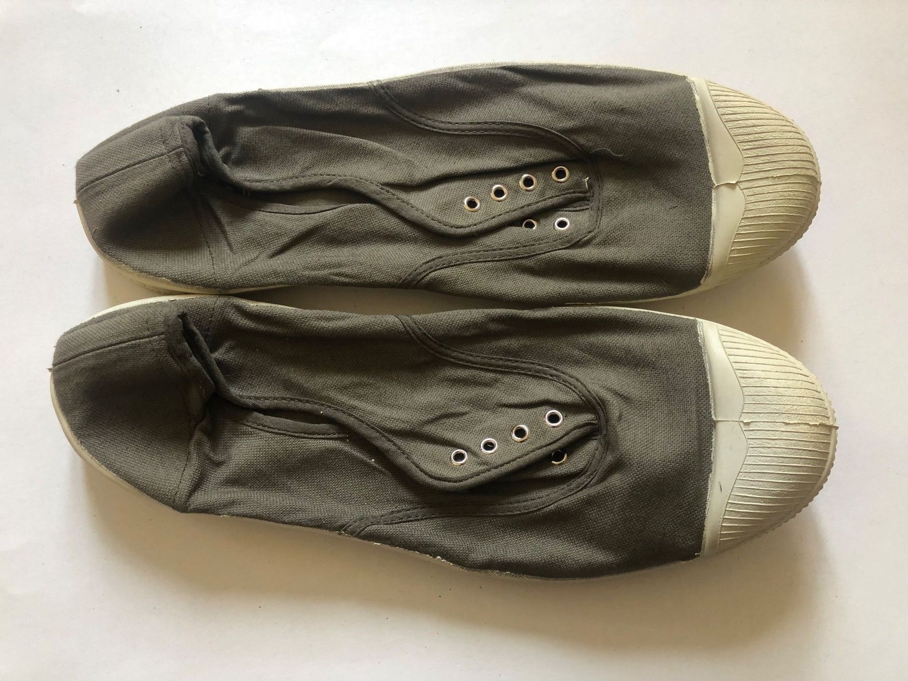 Herrenschuhe: Tennis Bensimon 44 – Neu und originalverpackt aus Arnex-sur-Orbe von cameleonfringant
