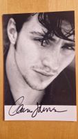 Aaron Taylor-Johnson, Original Autogramm auf Foto in s/w