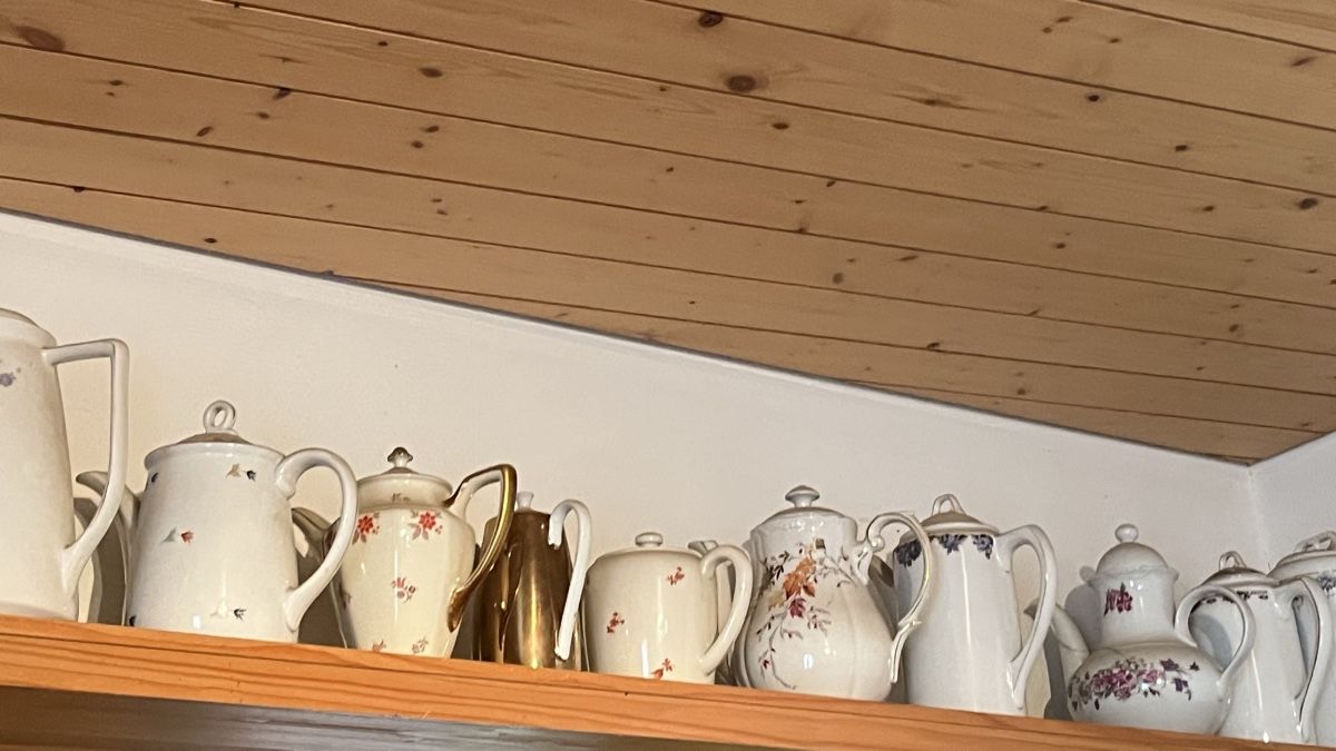 Teiere: Teekrug-Sammlung ca.38 Stück – Nuovo (secondo la descrizione) da Appenzell venduto da nana33
