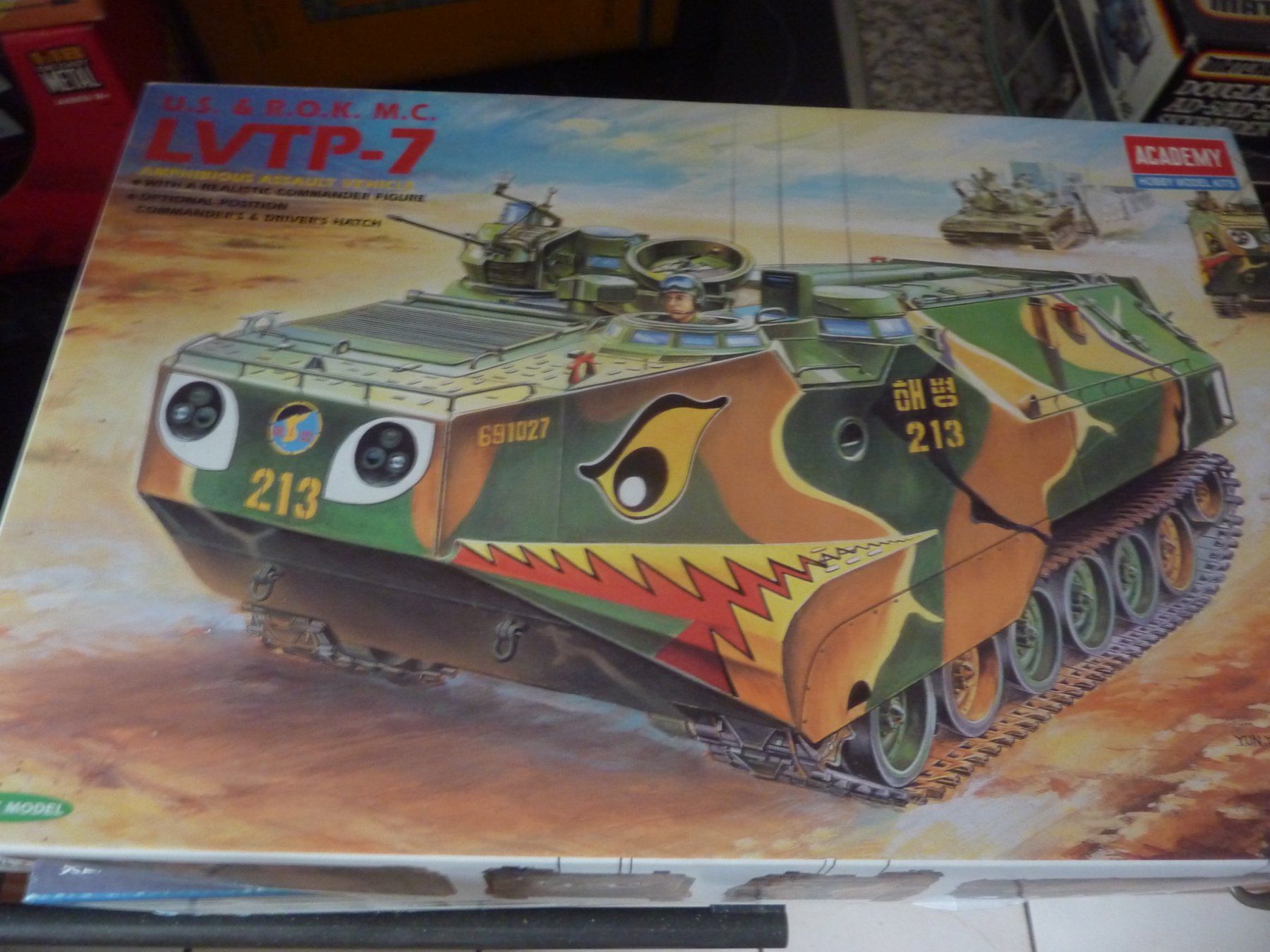 Kit di modellismo & Modellini statici: LVTP-7  US/MC – Nuovo e nell'imballaggio originale da Balsthal venduto da bouteliee