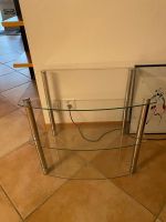 Petit meuble avec 3 tablettes en verre – (59×45×51)