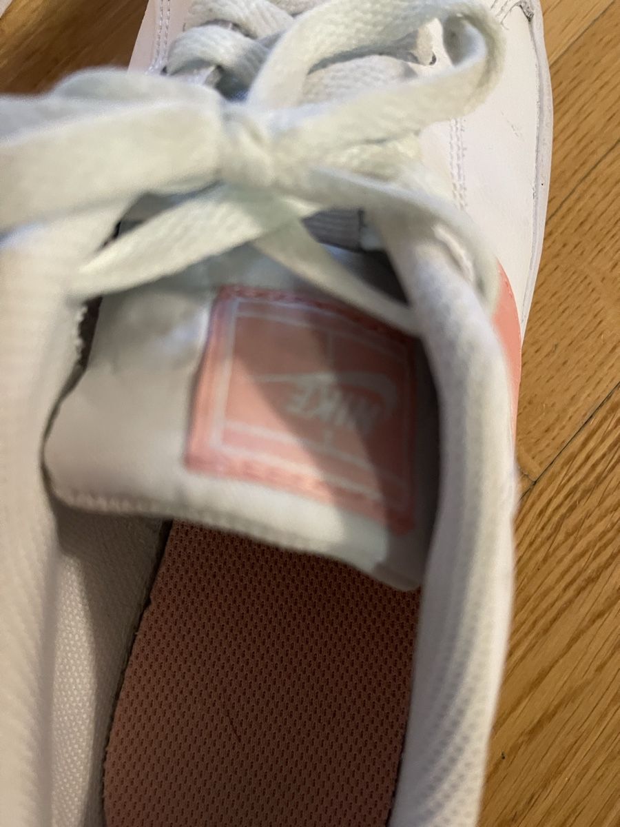 Nike Scarpe da uomo: Nike Sneaker weiss rosa Gr. 40.5 – Usato da Rüschlikon venduto da leo_mwz2 7
