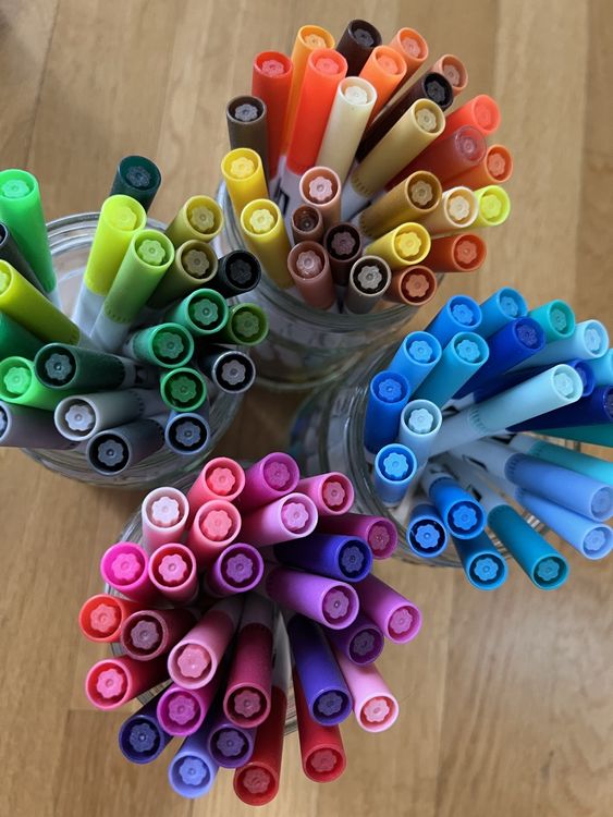 100 dual-sided markers (Gebraucht) in Urdorf für CHF 5 – mit Lieferung ...