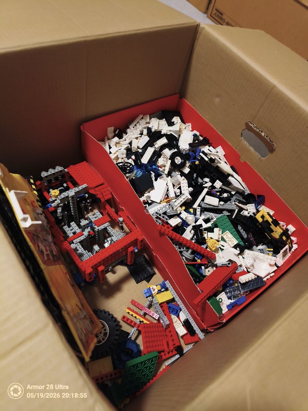 Lego Giocattoli: grosse Box voll mit Lego – Usato da Scherzingen venduto da The-C 5