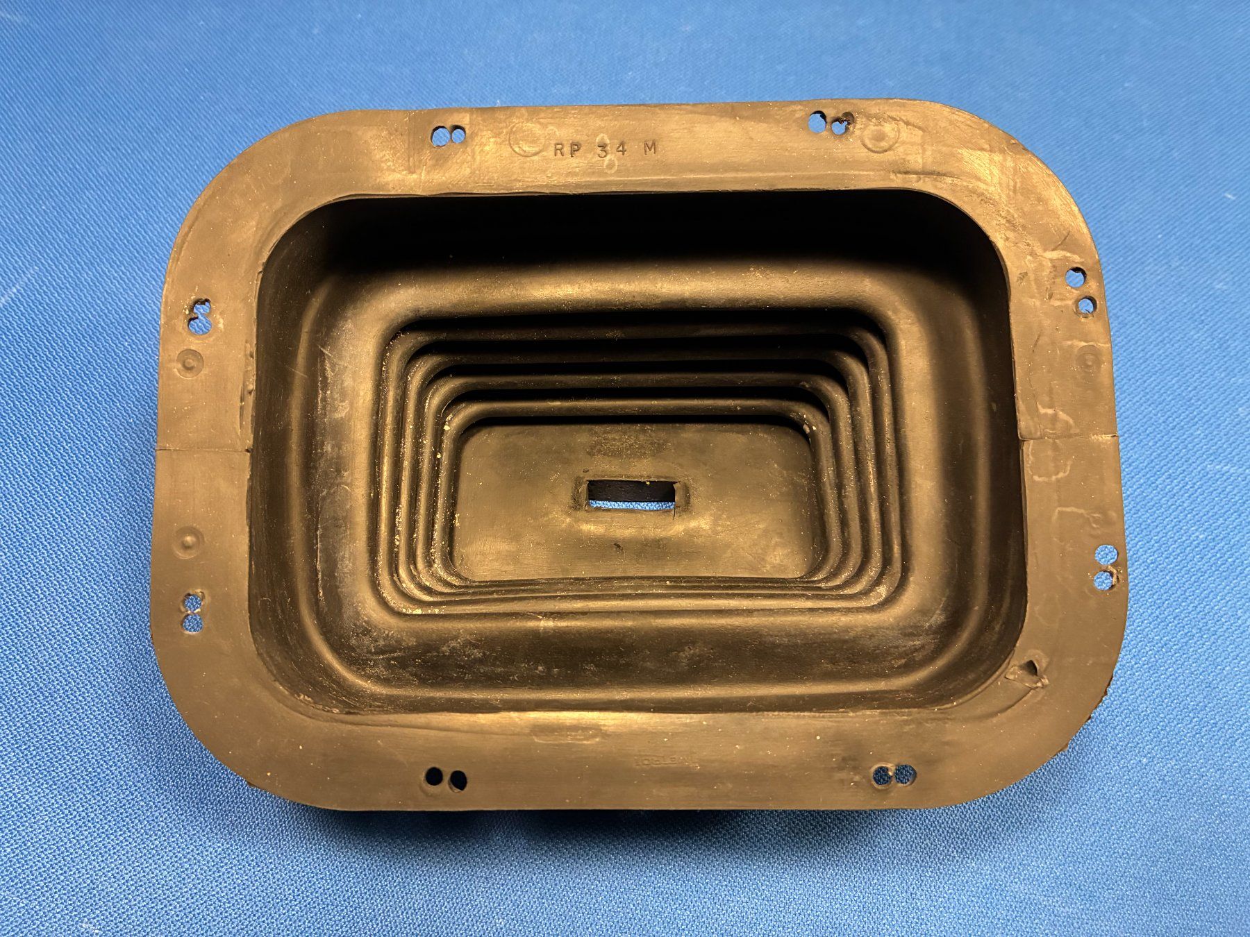Dodge Tutti pezzi di ricambio auto: Neu Schaltbalg Gummibalg Schalthebel Oldtimer(MOPAR/Tremec) – Nuovo (secondo la descrizione) da Gipf-Oberfrick venduto da Dodge520 2