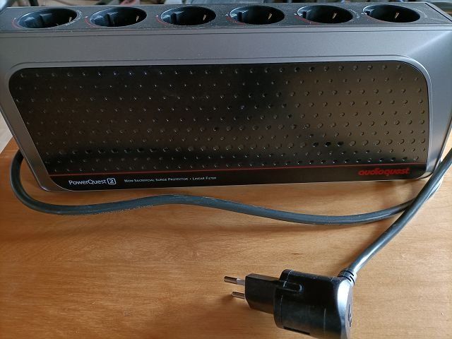 Alimentazione elettrica: verkaufe Audioquest Powerquest 2 – Usato da Gunterswilen venduto da Hellraiser 1